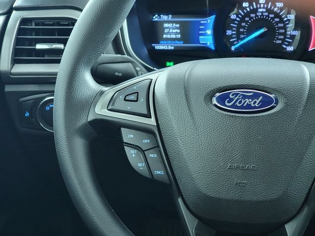 Certified 2017 Ford Fusion SE w/ Fusion SE Technology Package FWD image 29