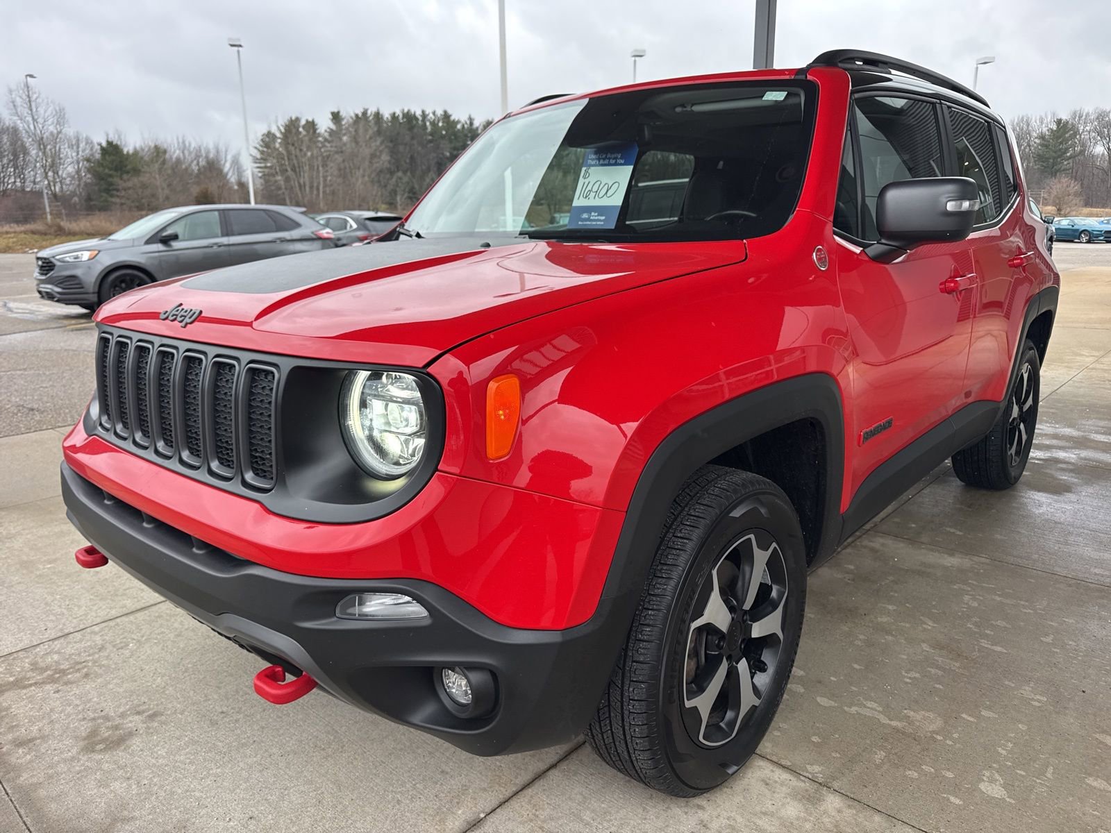 Used 2019 Jeep Renegade Trailhawk image 3