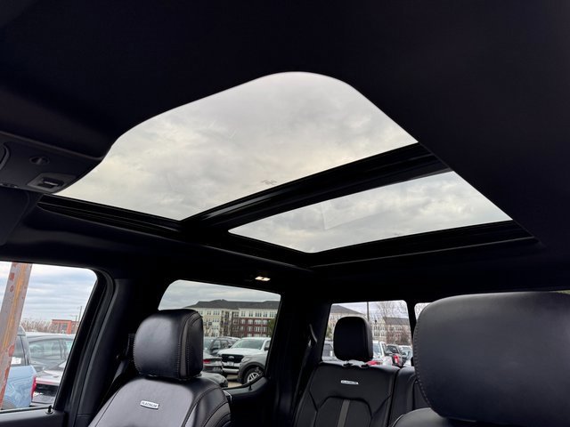 Certified 2019 Ford F150 Platinum w/ Equipment Group 701A Luxury image 31