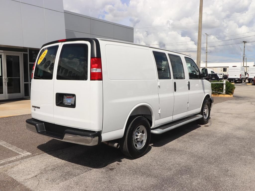 Used 2025 Chevrolet Express 2500 w/ Driver Convenience Package RWD image 15