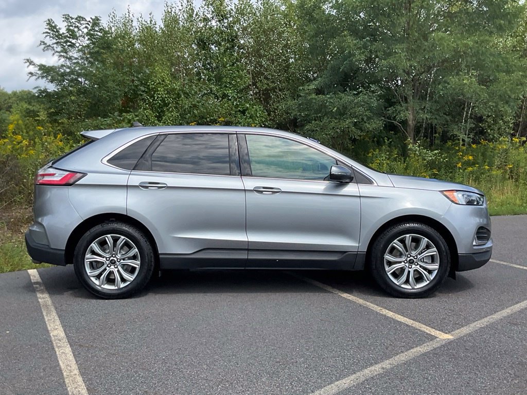 Certified 2024 Ford Edge Titanium AWD/4WD image 24