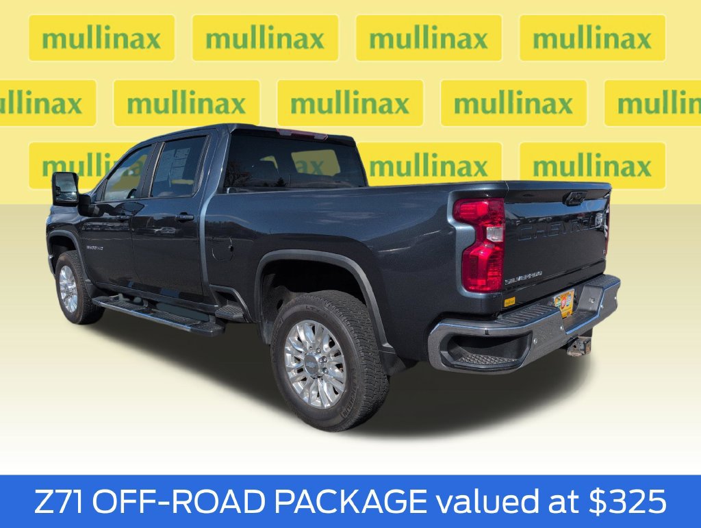 Used 2020 Chevrolet Silverado 3500 LT w/ All Star Edition AWD/4WD image 11