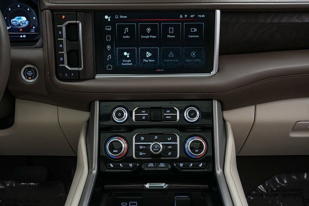 Used 2024 GMC Yukon XL Denali w/ Denali Reserve Package image 16