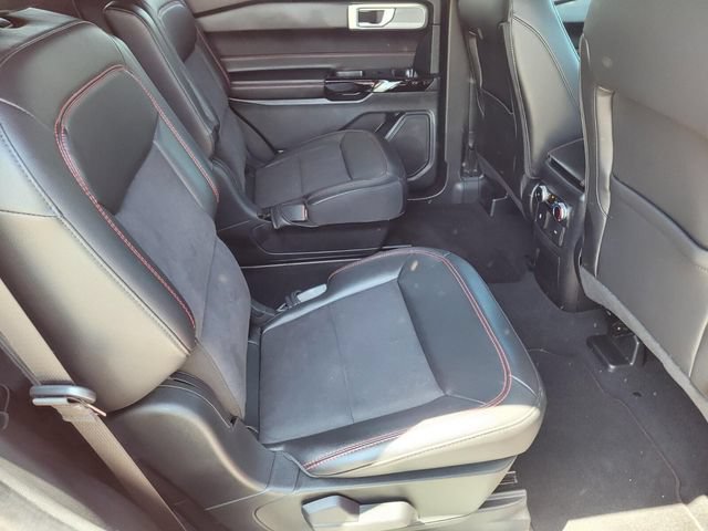 Certified 2024 Ford Explorer ST-Line w/ Class IV Trailer Tow Package RWD image 18