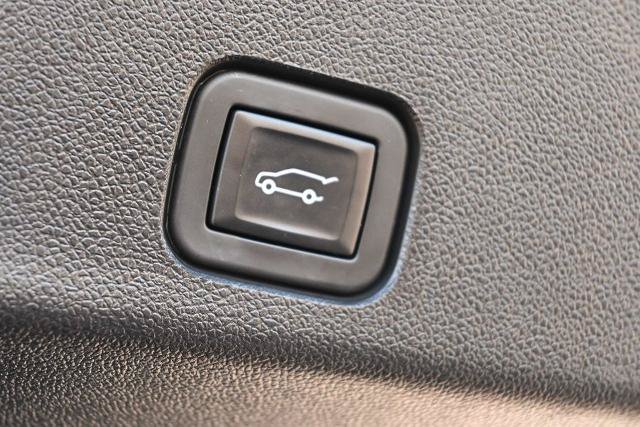 Used 2024 Chevrolet Traverse LS AWD/4WD image 13