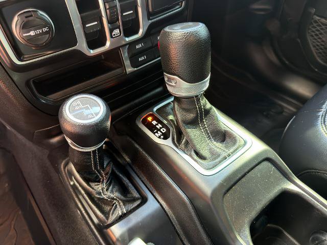 Used 2021 Jeep Wrangler Unlimited Sahara AWD/4WD image 32