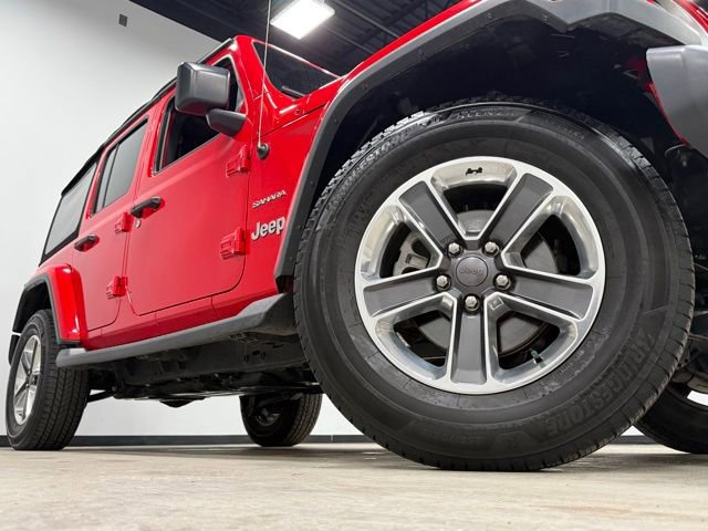 Used 2018 Jeep Wrangler Unlimited Sahara image 3