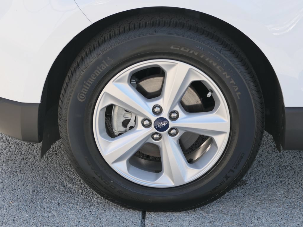 Certified 2020 Ford Edge SE FWD image 12