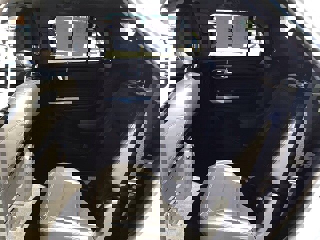 Certified 2022 Ford Explorer XLT w/ Equipment Group 202A image 22