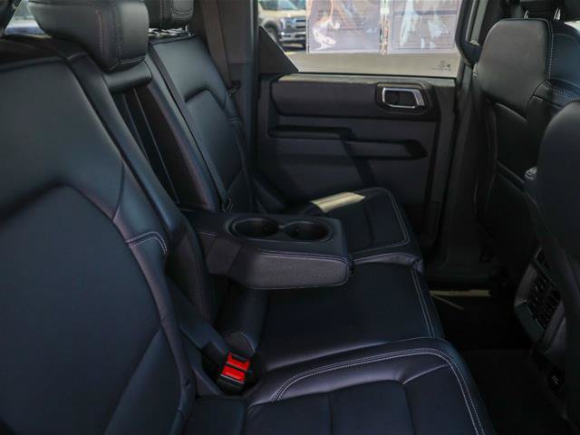 Certified 2025 Ford Bronco Outer Banks AWD/4WD image 36