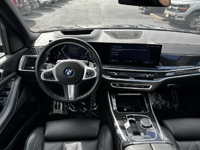 Used 2024 BMW X5 xDrive40i w/ M Sport Package AWD/4WD image 13