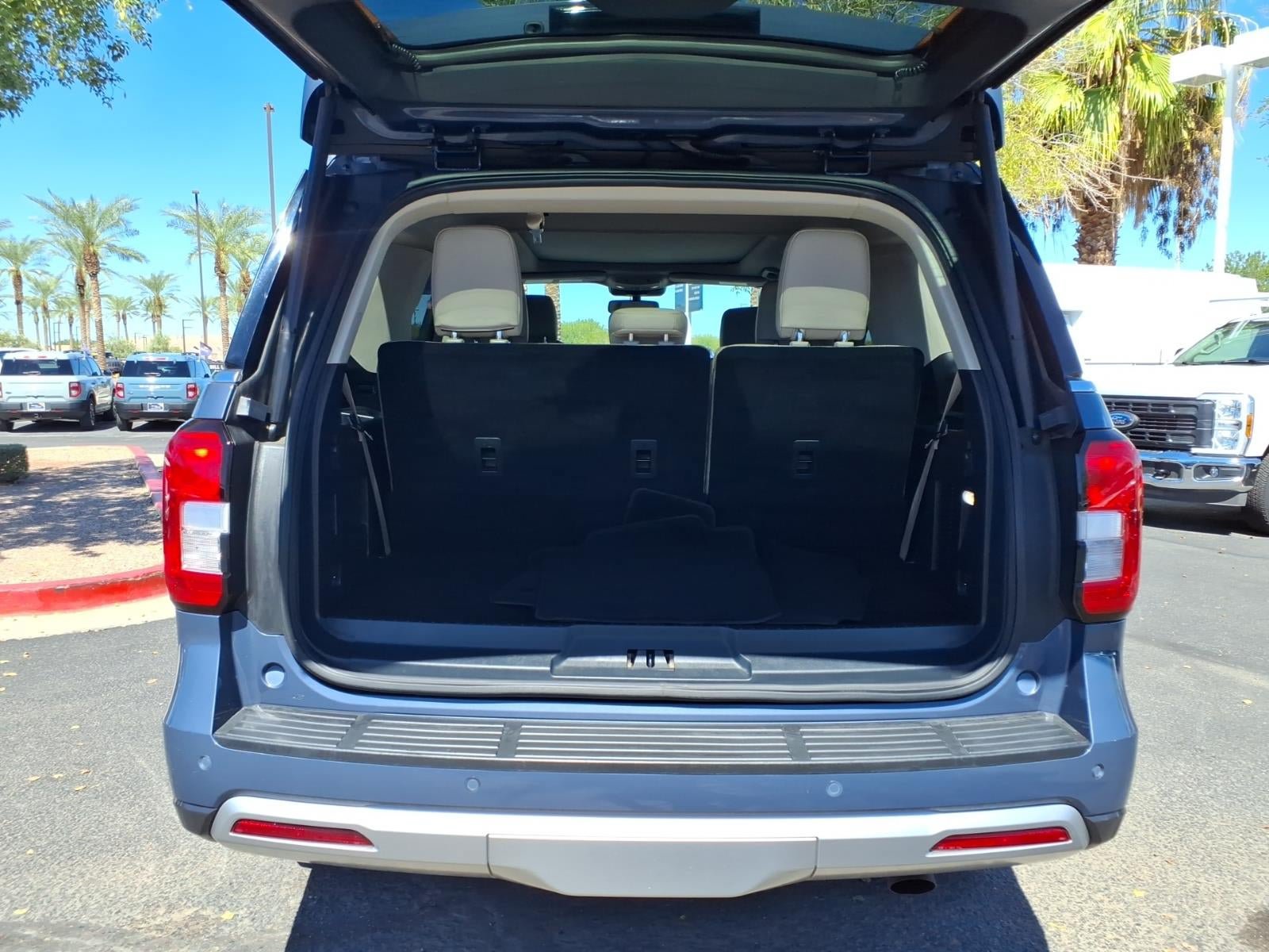 Certified 2023 Ford Expedition XLT AWD/4WD image 17