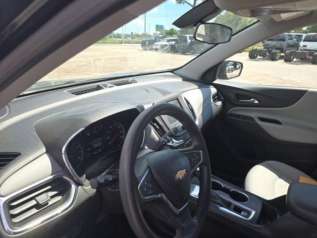 Used 2019 Chevrolet Equinox LS FWD image 10