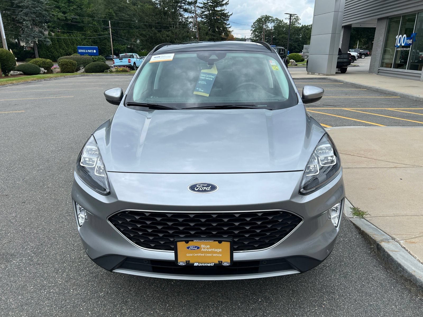 Certified 2022 Ford Escape Titanium w/ Class II Trailer Tow Package AWD/4WD image 2