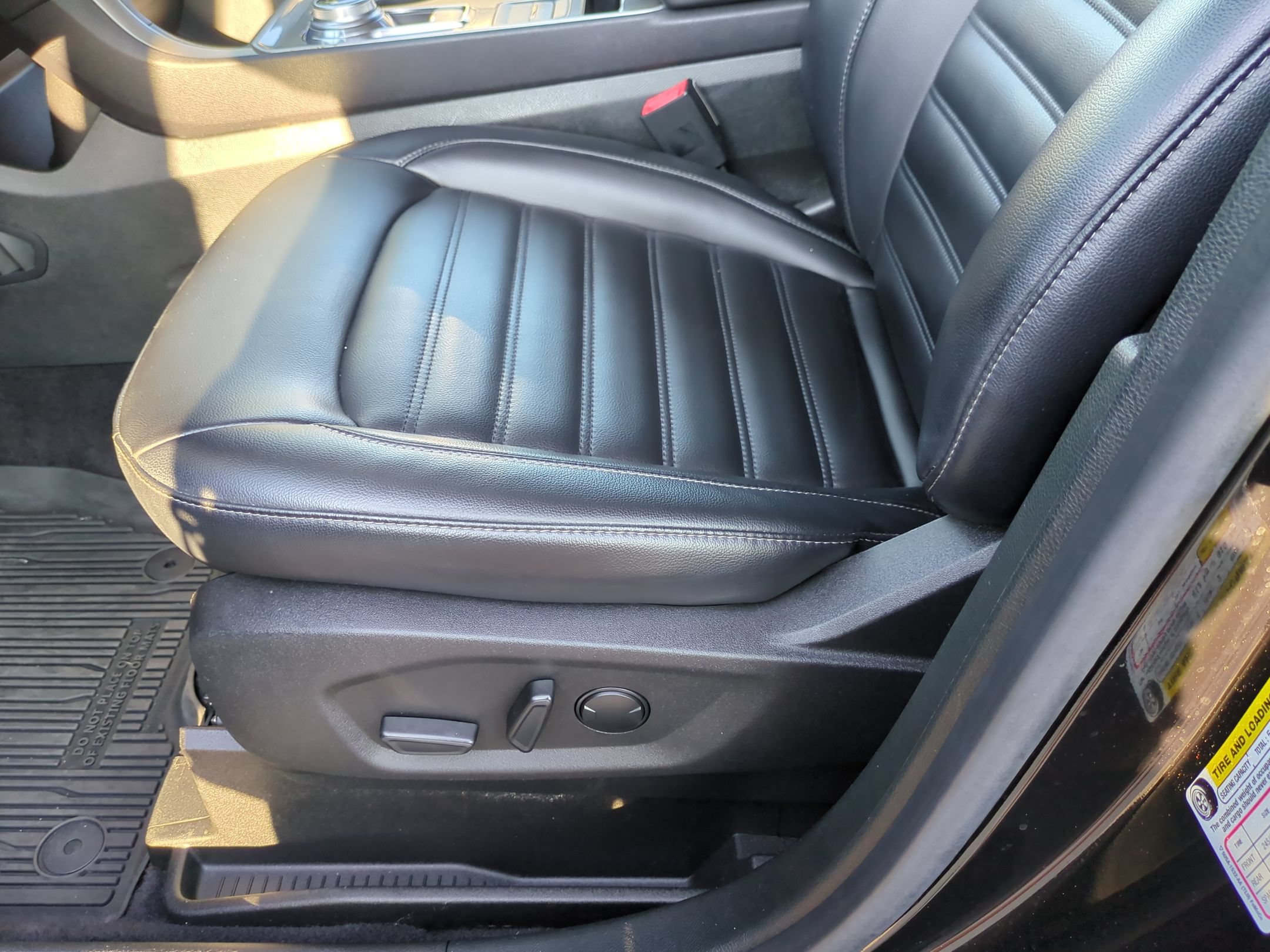 Certified 2023 Ford Edge SEL w/ Convenience Package AWD/4WD image 16