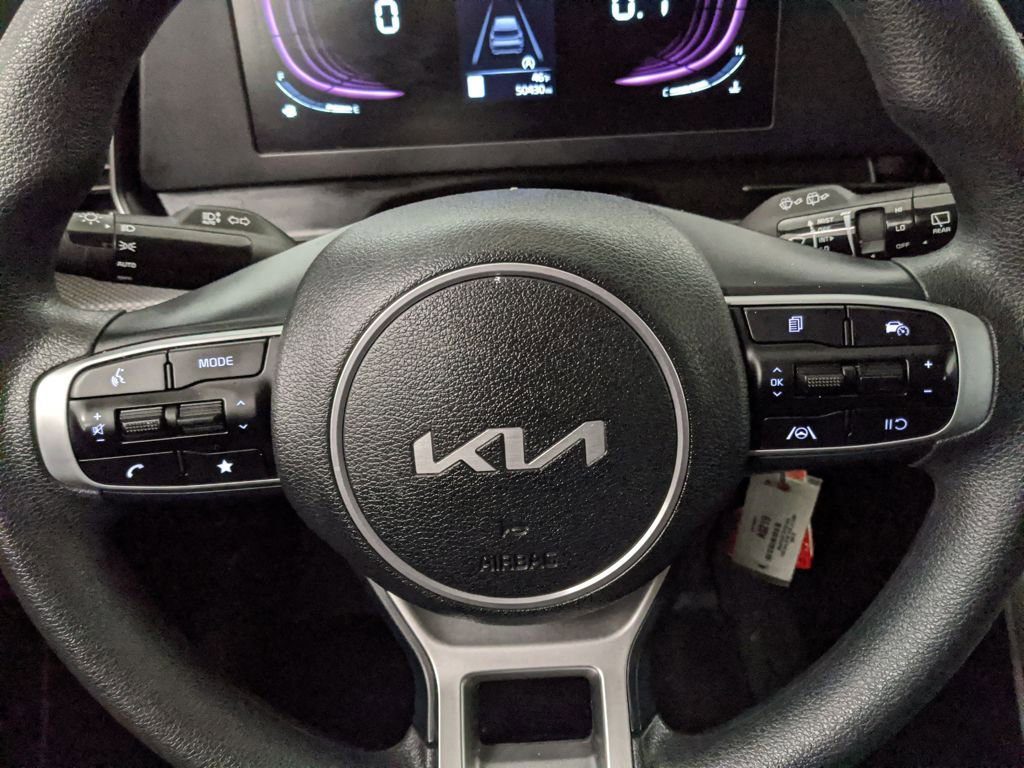 Used 2024 Kia Sportage LX image 11