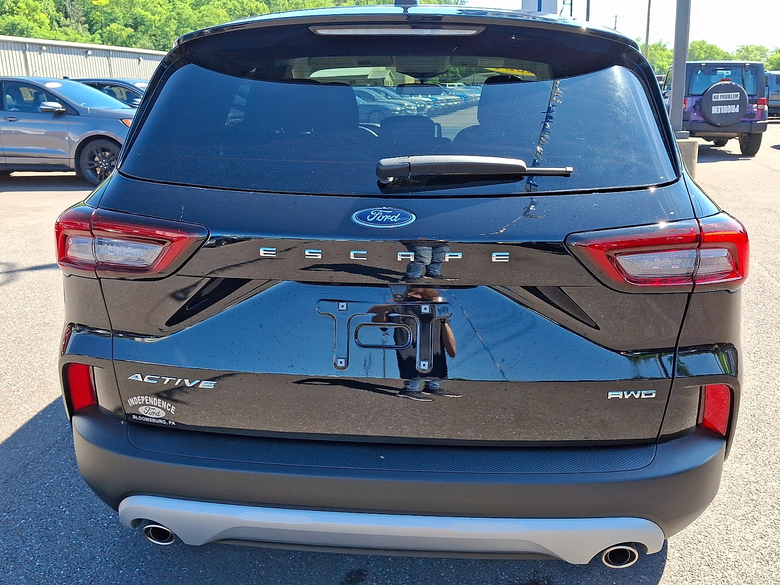 Certified 2024 Ford Escape Active AWD/4WD image 9