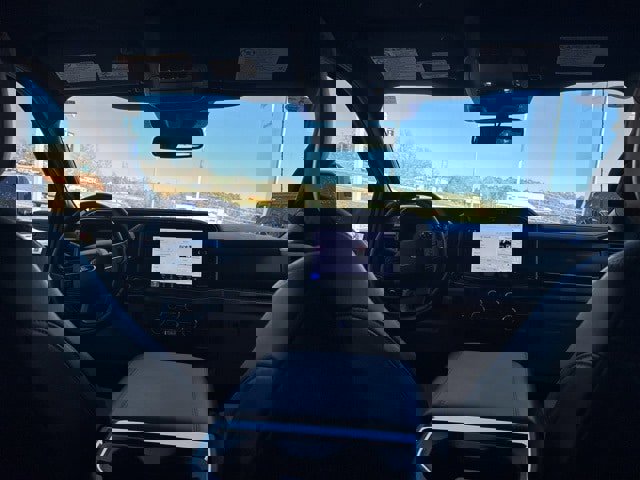 Certified 2025 Ford F350 Lariat image 12