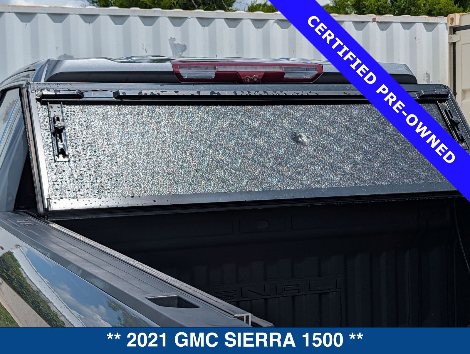 Used 2021 GMC Sierra 1500 Denali w/ Denali Ultimate Package AWD/4WD image 18
