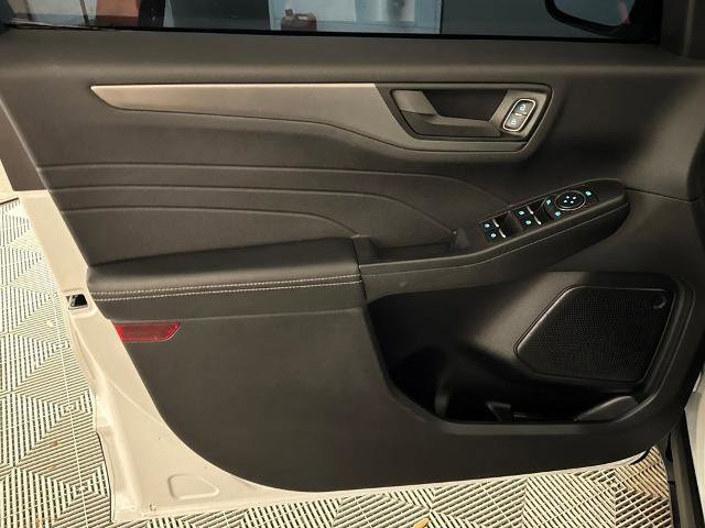 Certified 2025 Ford Escape Active w/ Cold Weather Package image 15