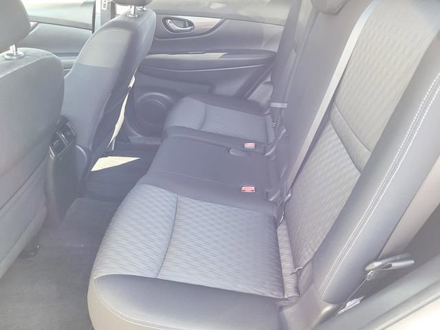 Used 2019 Nissan Rogue SV w/ Premium Package AWD/4WD image 13