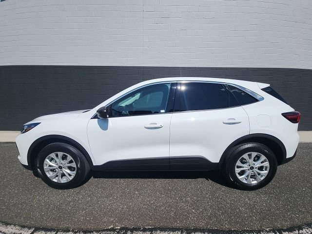 Certified 2024 Ford Escape Active w/ Tech Pack #1 AWD/4WD image 3