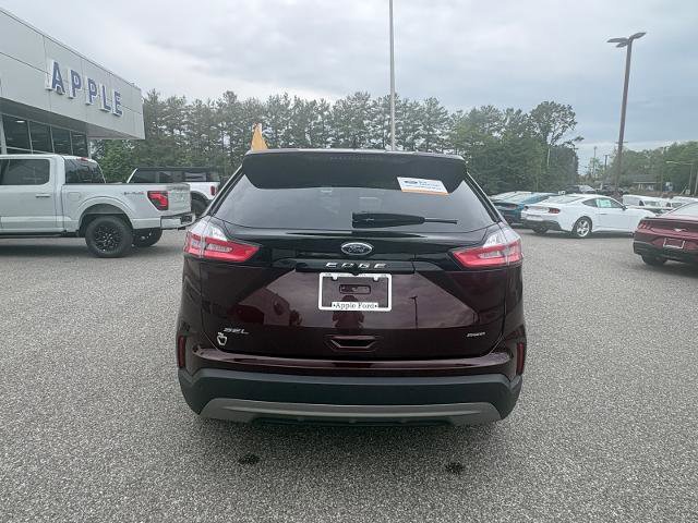 Certified 2024 Ford Edge SEL AWD/4WD image 4