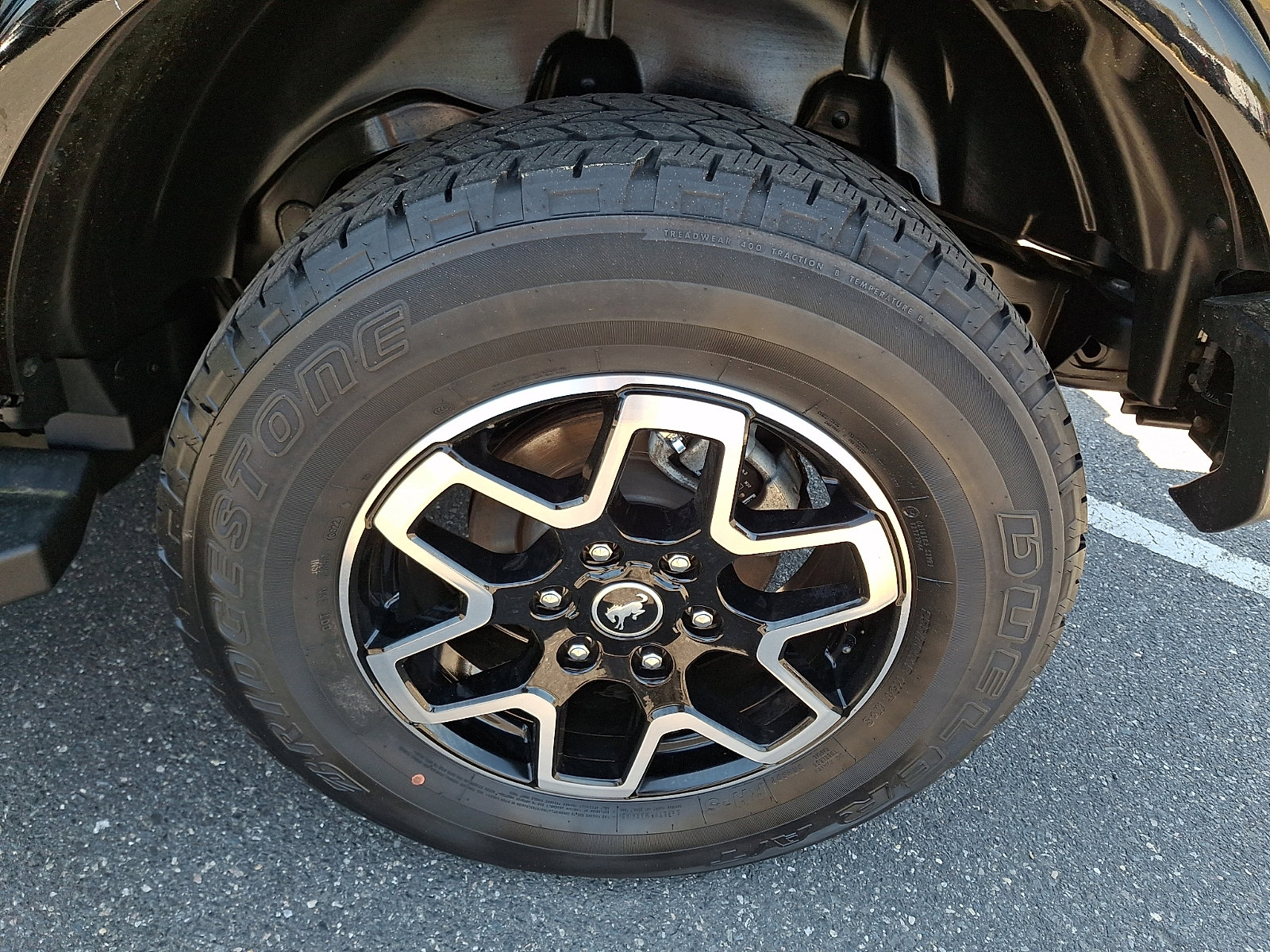 Certified 2023 Ford Bronco Outer Banks AWD/4WD image 28