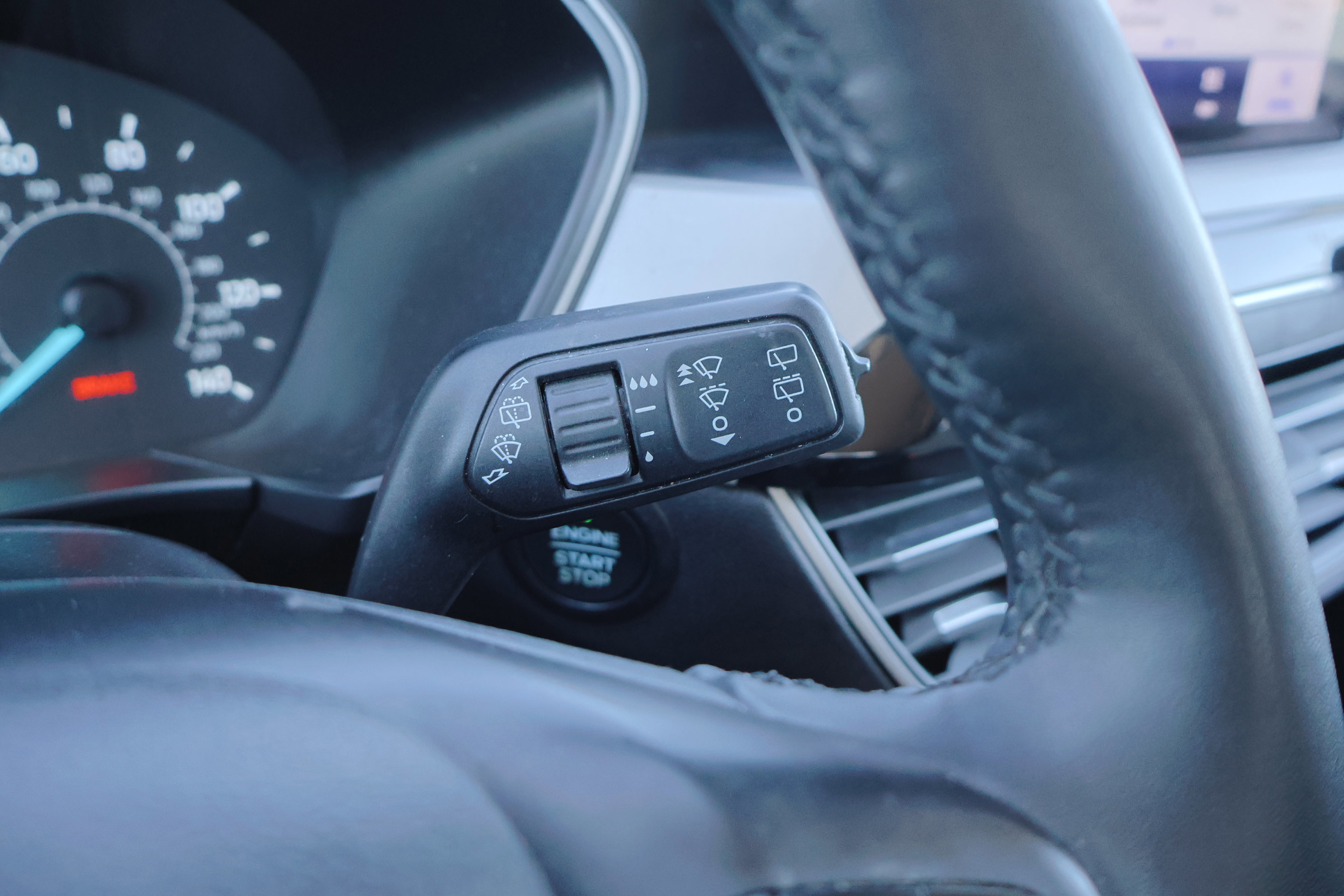 Certified 2021 Ford Escape SE w/ Convenience Package image 21