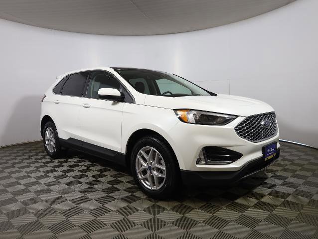 Certified 2024 Ford Edge SEL w/ Convenience Package image 5