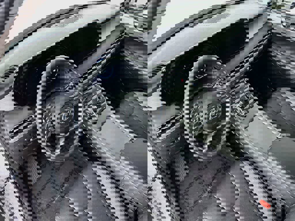 Used 2025 Hyundai Palisade SEL FWD image 2