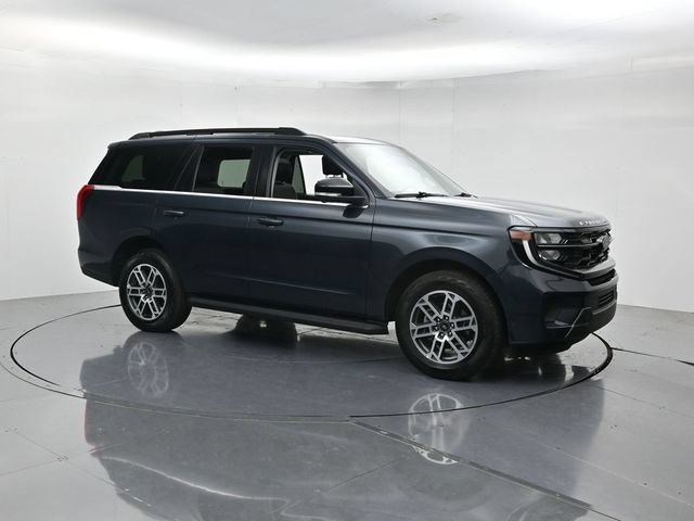 Certified 2025 Ford Expedition Active AWD/4WD video 3