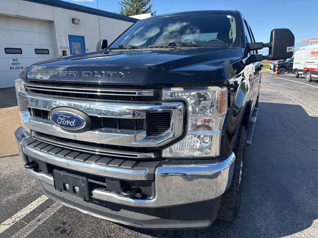 Certified 2021 Ford F250 XLT w/ FX4 Off-Road Package AWD/4WD image 48