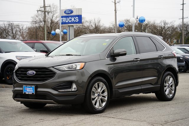 Certified 2019 Ford Edge Titanium w/ Cold Weather Package image 3