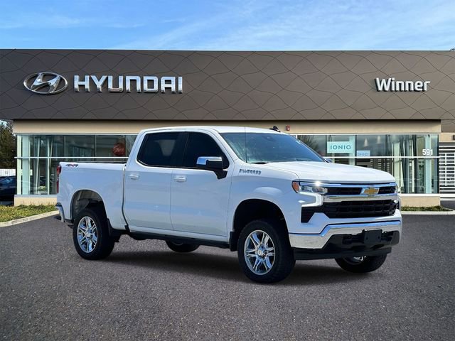 Used 2024 Chevrolet Silverado 1500 LT AWD/4WD image 4