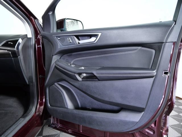 Certified 2023 Ford Edge Titanium AWD/4WD image 8