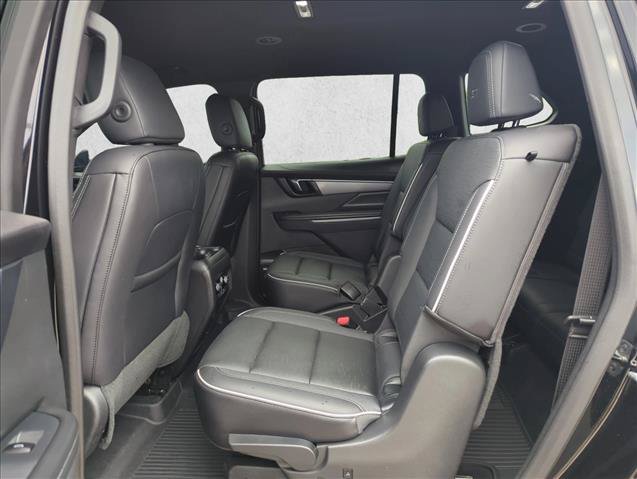 Used 2025 Buick Enclave Sport Touring w/ Super Cruise Package FWD image 18