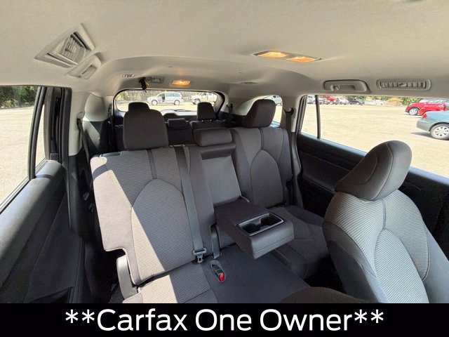 Used 2023 Toyota Highlander LE AWD/4WD image 15