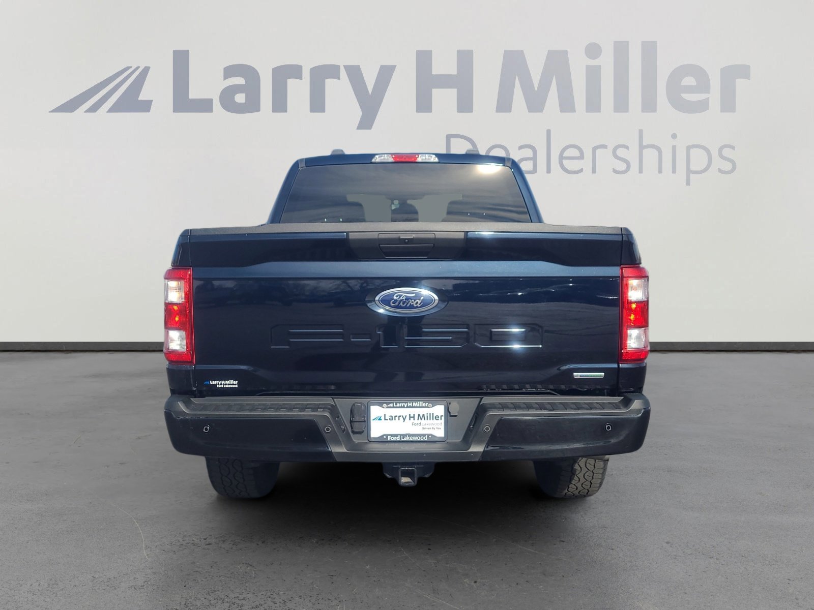 Certified 2023 Ford F150 XL w/ STX Appearance Package image 4