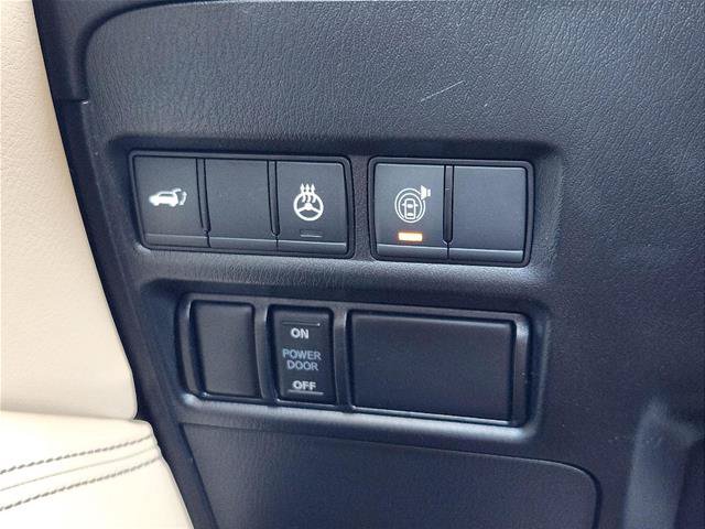 Used 2023 Nissan Armada Platinum w/ Captain's Chairs Package RWD image 22