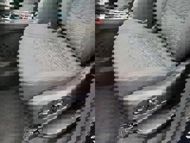 Used 2020 Chevrolet Equinox LT image 16