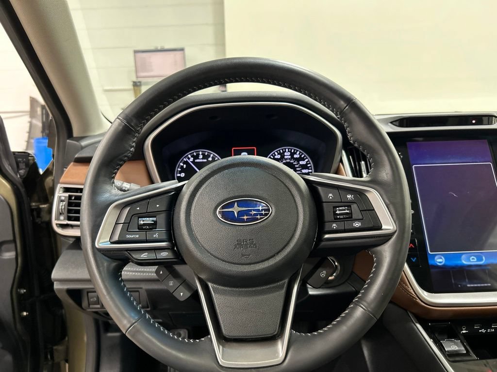 Used 2020 Subaru Outback Touring XT AWD/4WD image 17