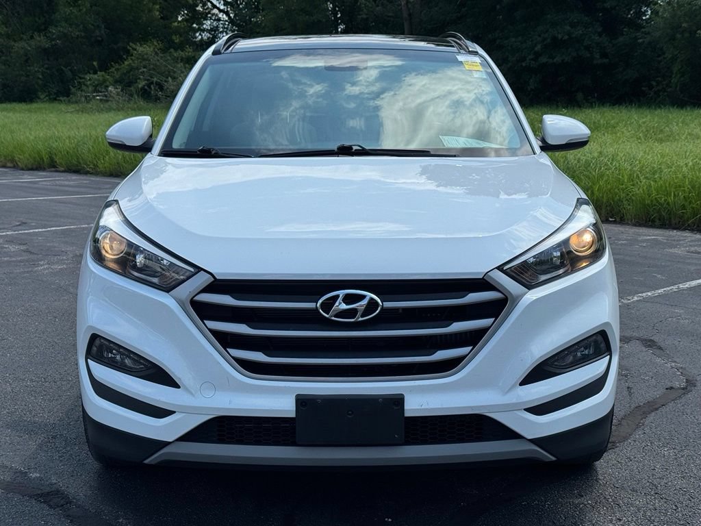 Used 2018 Hyundai Tucson Value w/ Cargo Package AWD/4WD image 2