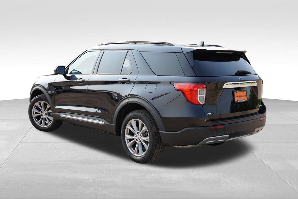 Certified 2024 Ford Explorer XLT w/ Equipment Group 202A AWD/4WD image 7