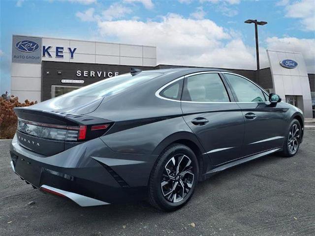 Used 2024 Hyundai Sonata SEL image 3
