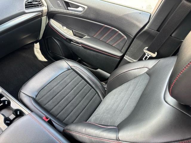 Certified 2024 Ford Edge ST-Line image 19