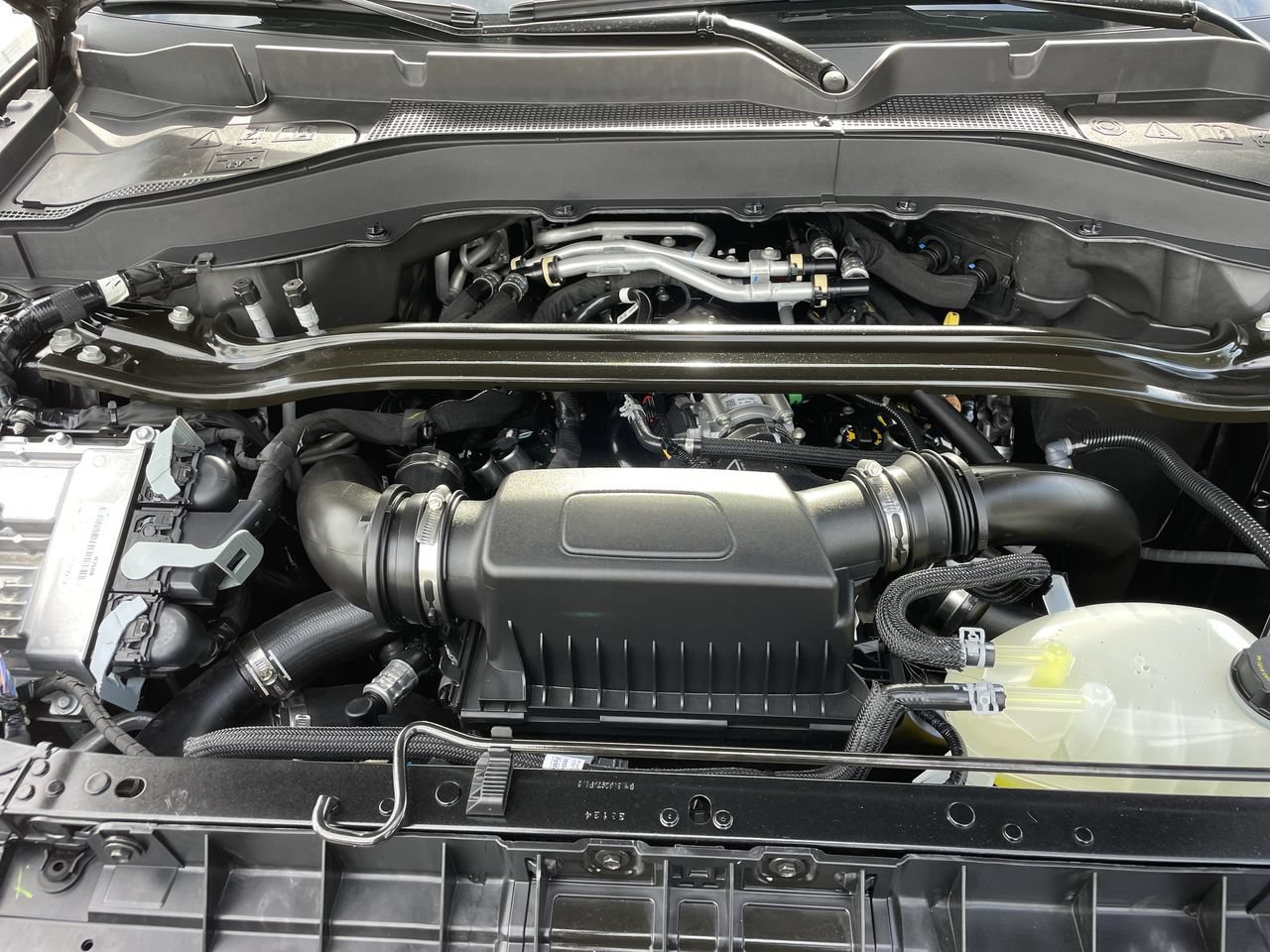 Certified 2025 Ford Explorer ST AWD/4WD image 12