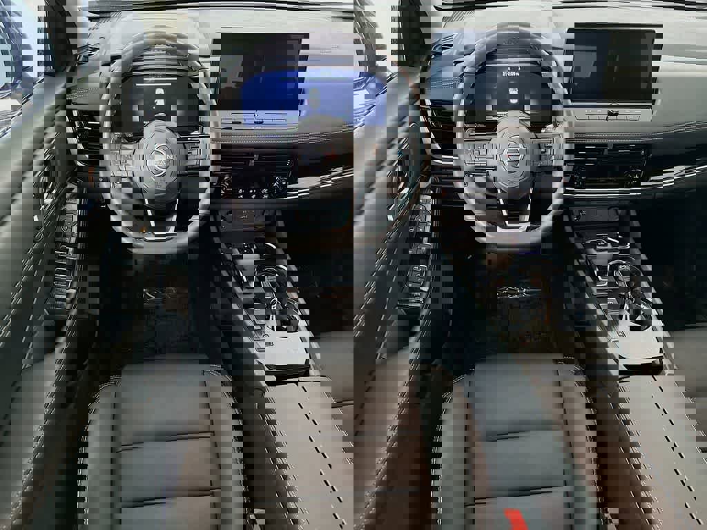 Used 2024 Nissan Rogue SL image 10