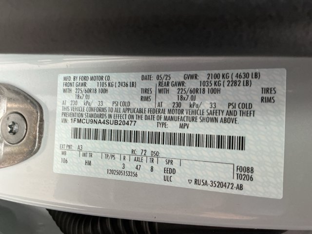 Certified 2025 Ford Escape ST-Line Select AWD/4WD image 25