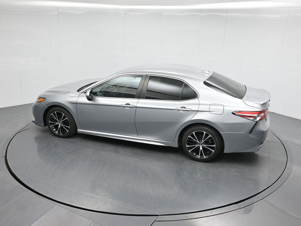 Used 2020 Toyota Camry SE image 20